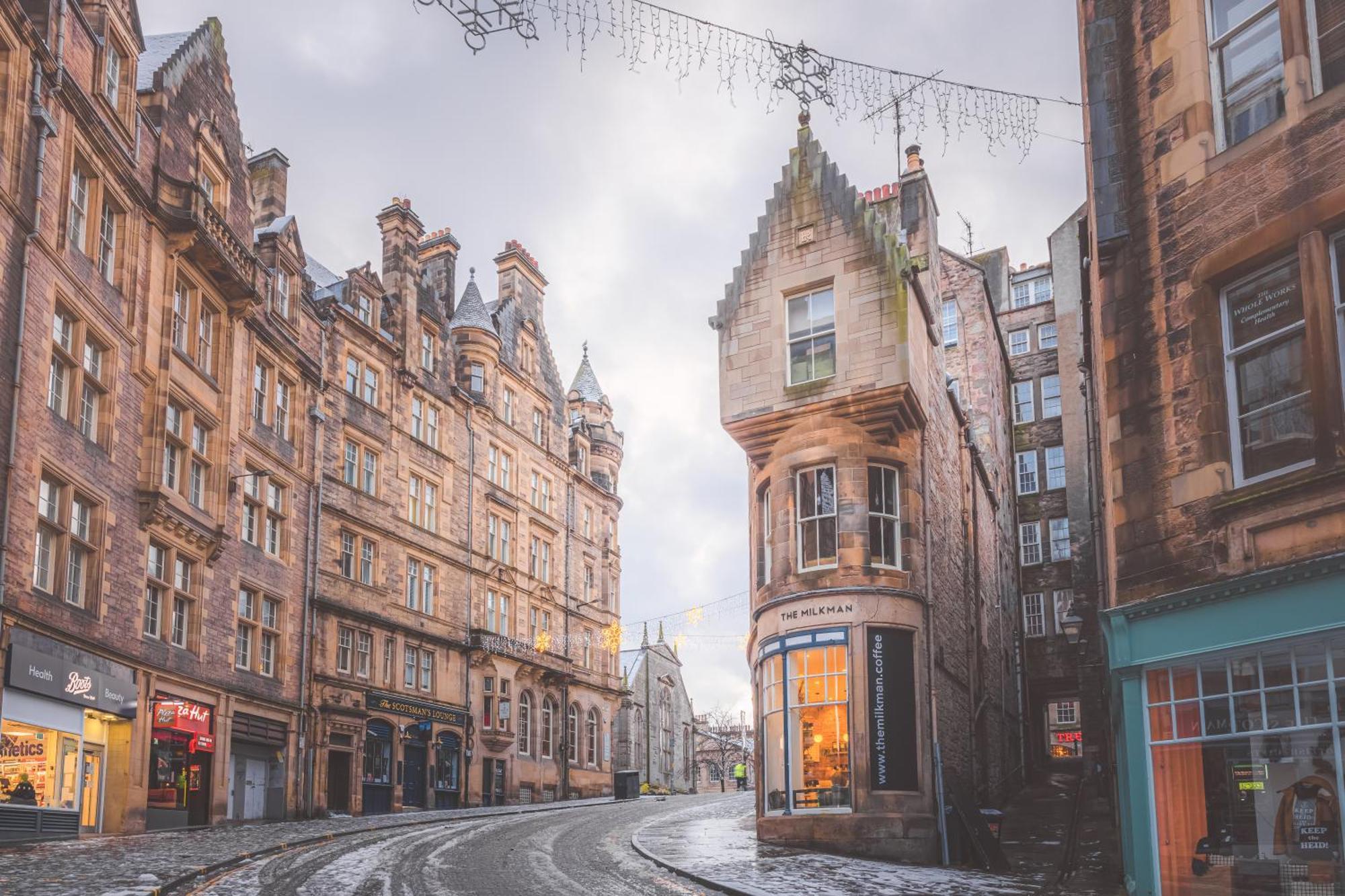 Pass The Keys Trendy Historic Flat Sleeps 4 To 6 Near Leith Shore Lägenhet Edinburg Exteriör bild